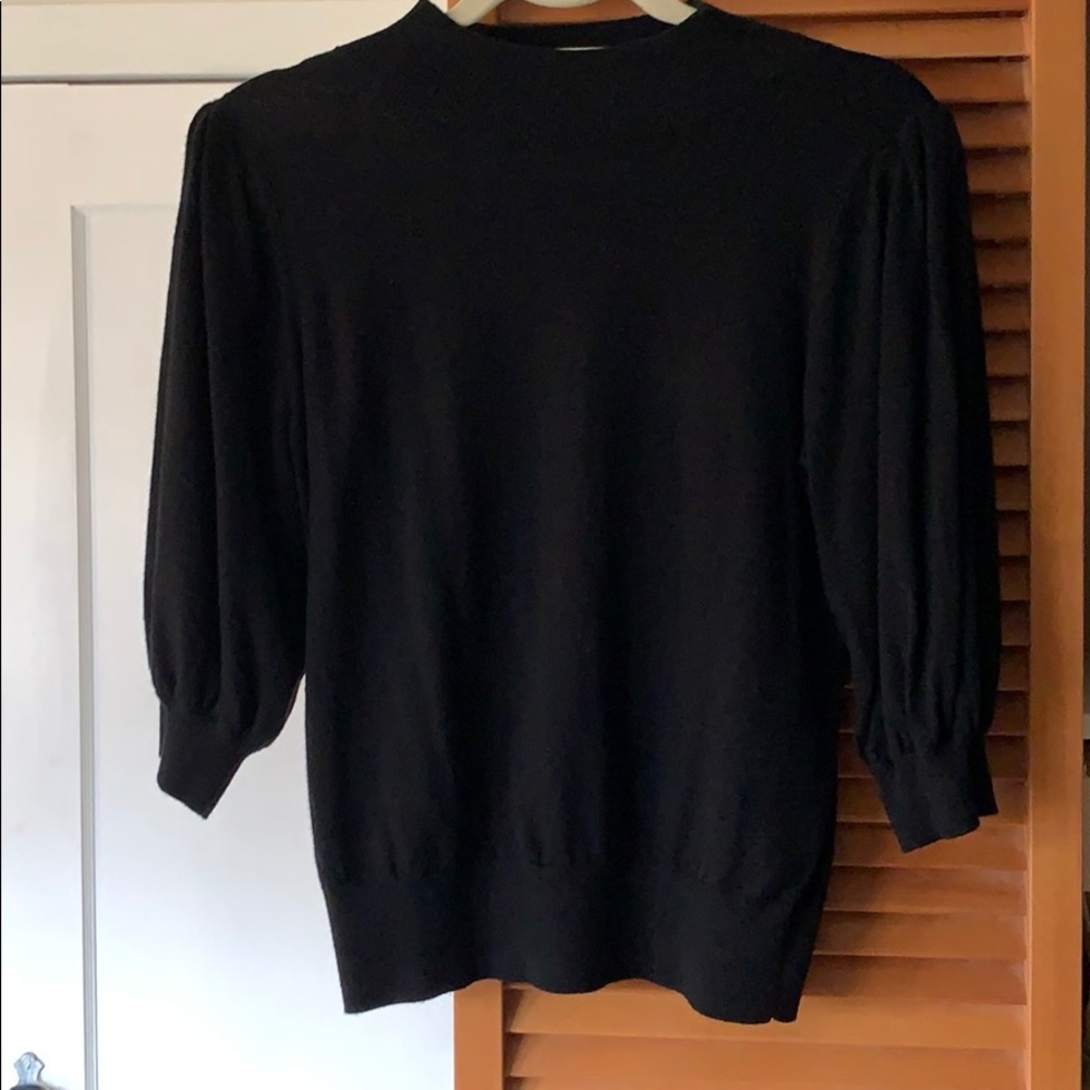 Leith Black shirt with slight bubble sleeve